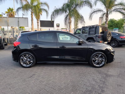 Ford Focus 1.0 EcoBoost Hybrid 125 CV Powershift 5p. ST-Line X (4)