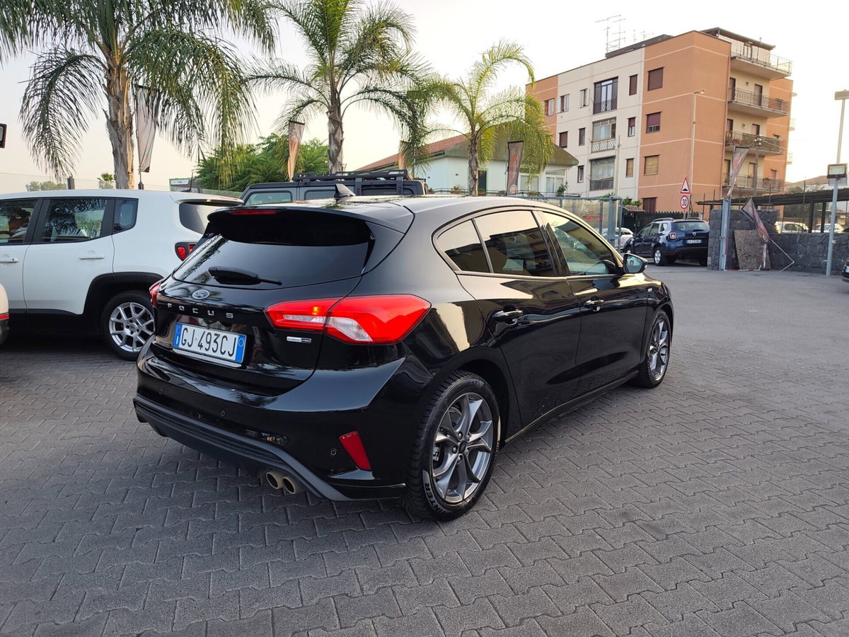 Ford Focus 1.0 EcoBoost Hybrid 125 CV Powershift 5p. ST-Line X (5)