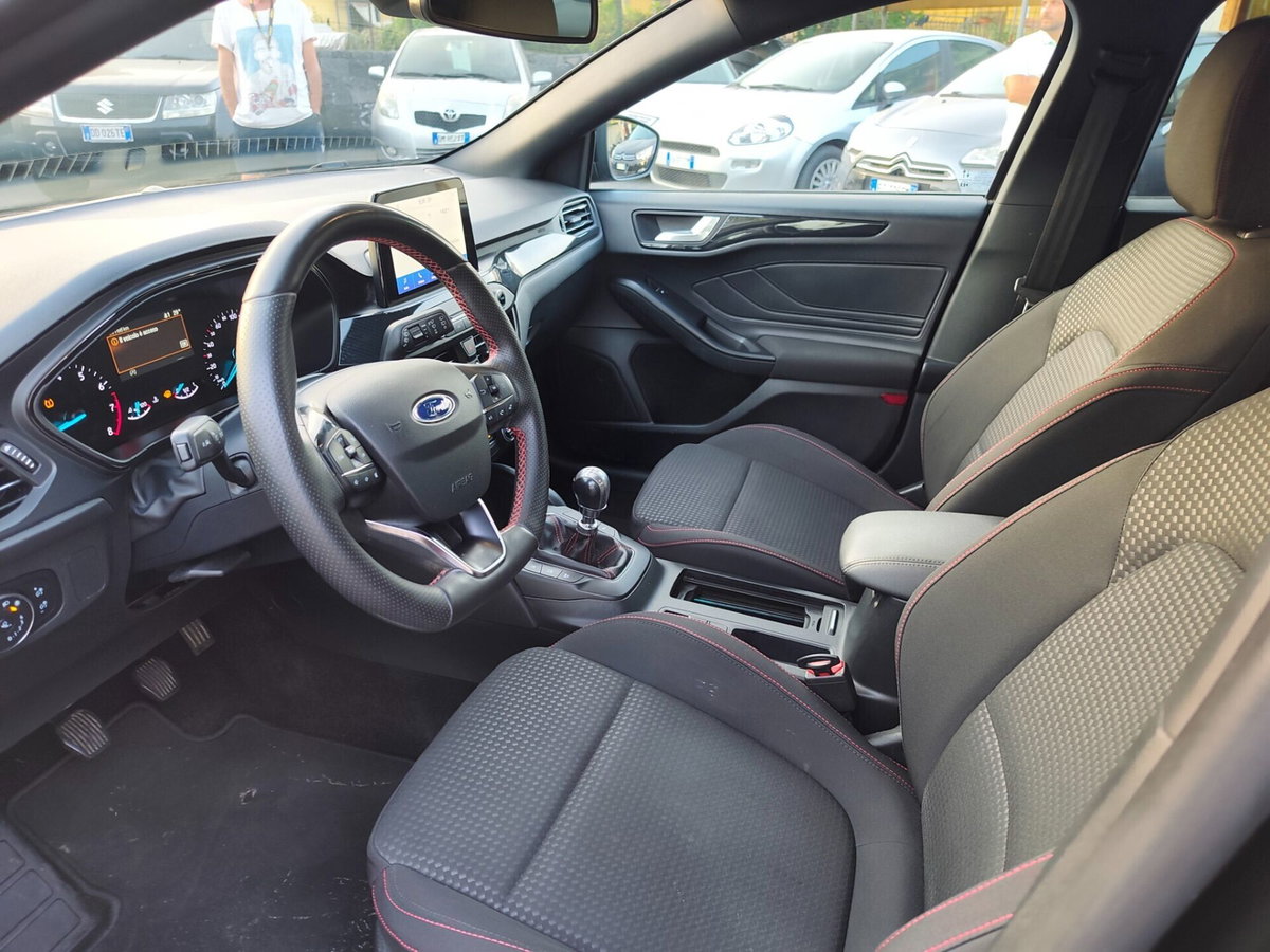 Ford Focus 1.0 EcoBoost Hybrid 125 CV Powershift 5p. ST-Line X (9)
