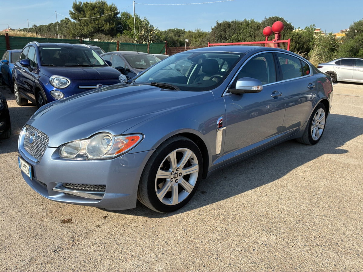 Jaguar XF 2.7D V6 Premium Luxury