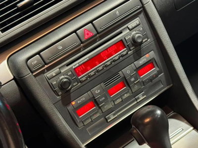 Audi A4 Avant 2.0 TDI F.AP. (13)