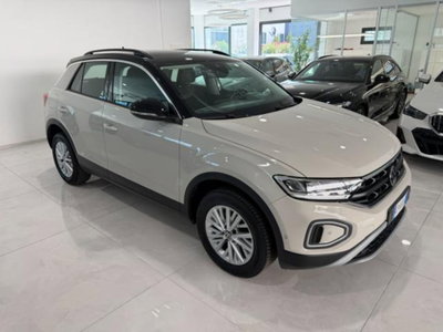 Volkswagen T-Roc 1.5 tsi Life dsg usata