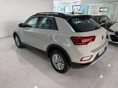 Volkswagen T-Roc 1.5 tsi Life dsg (5)