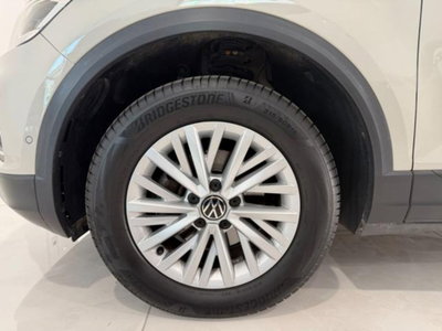 Volkswagen T-Roc 1.5 tsi Life dsg (6)