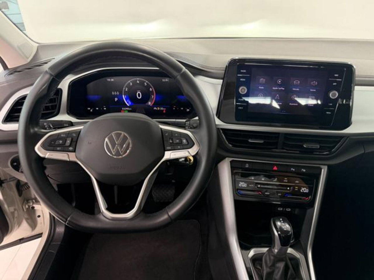 Volkswagen T-Roc 1.5 tsi Life dsg (9)