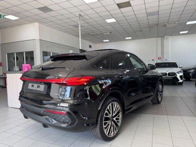 Audi Q5 Sportback 2.0 tdi mhev+ Launch Edition S line quattro 204cv s-tronic (4)
