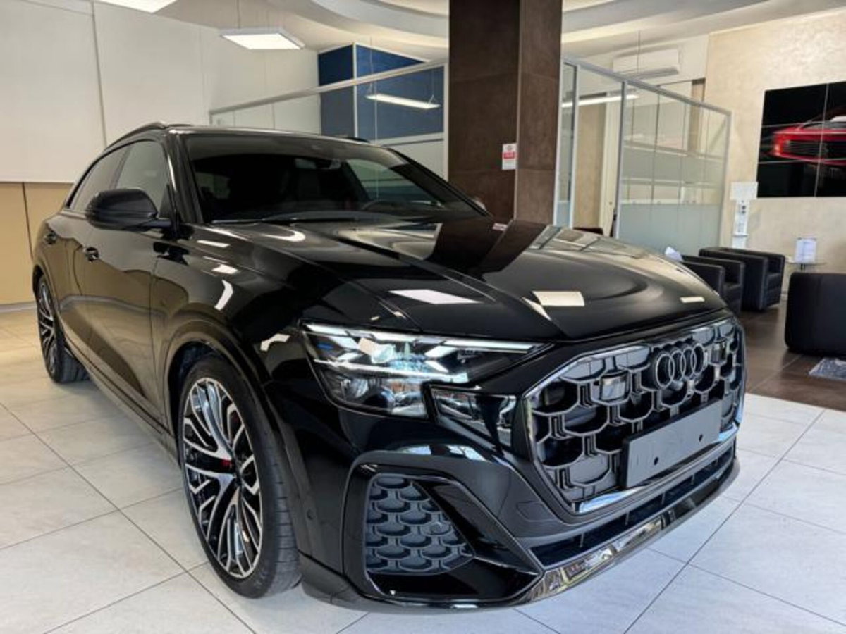 Audi Q8 3.0 tdi mhev S line edition quattro 286cv tiptronic (5)