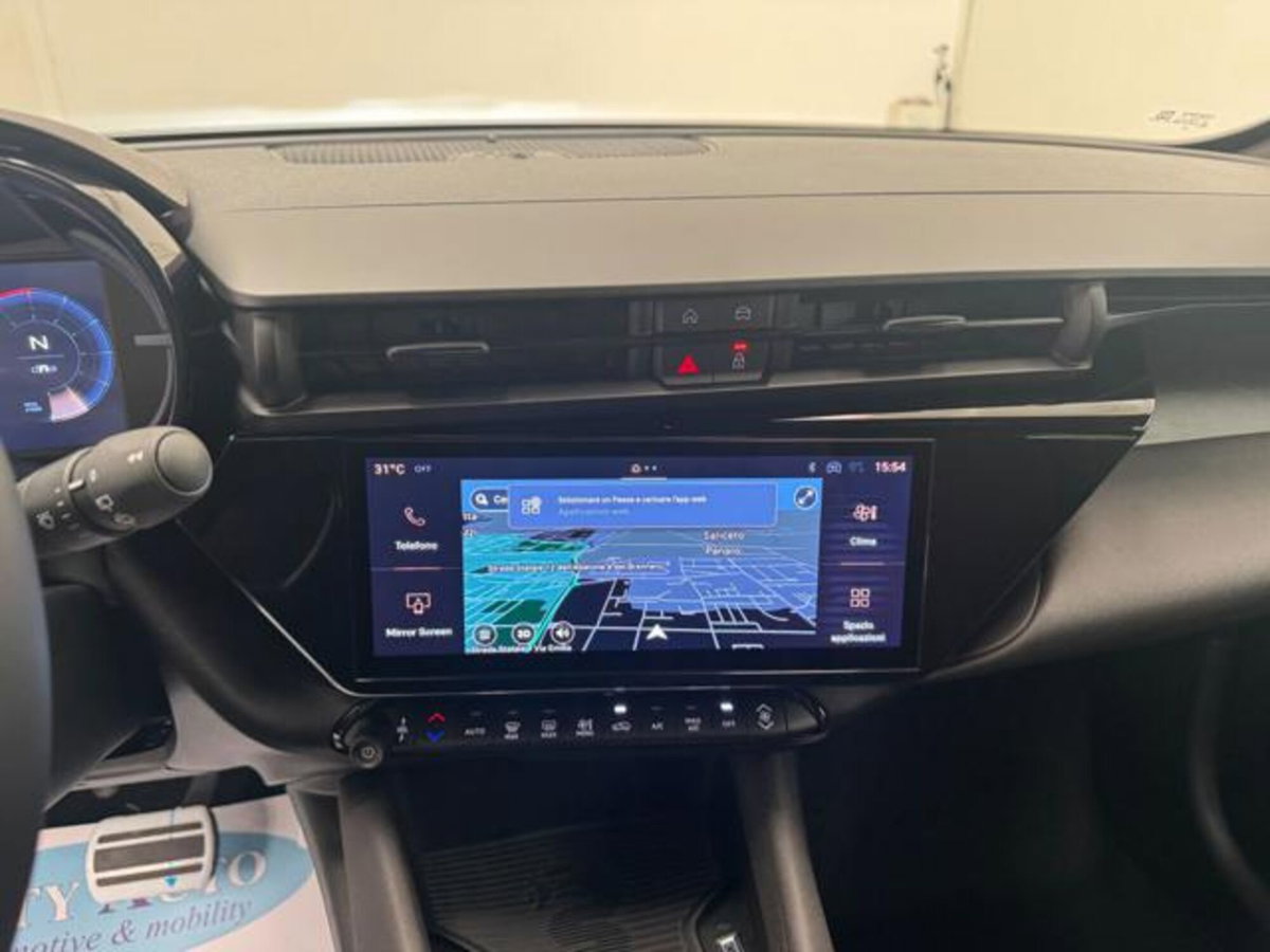 Alfa Romeo Junior 1.2 ibrida Sport Speciale 145cv edct6 (12)