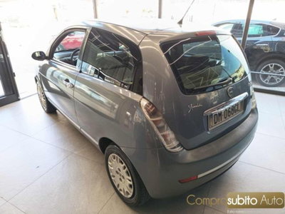 Lancia Ypsilon 1.3 MJT 75 CV Platino (5)