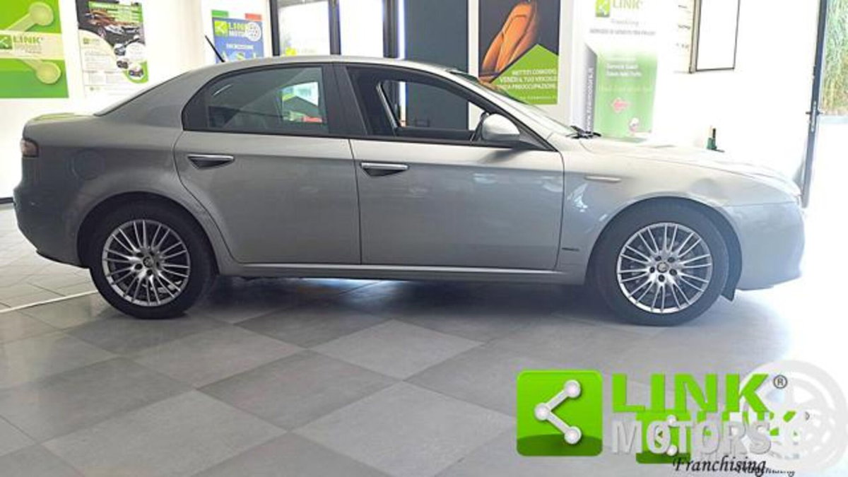 Alfa Romeo 159 2.0 JTDm Eco Super (4)