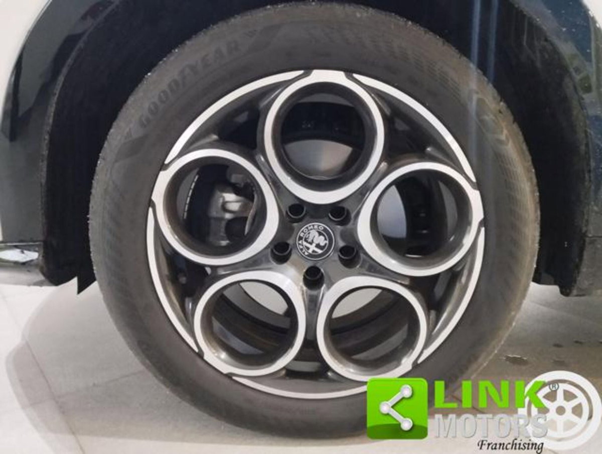 Alfa Romeo Tonale 1.5 hybrid Sprint 130cv tct7 (8)