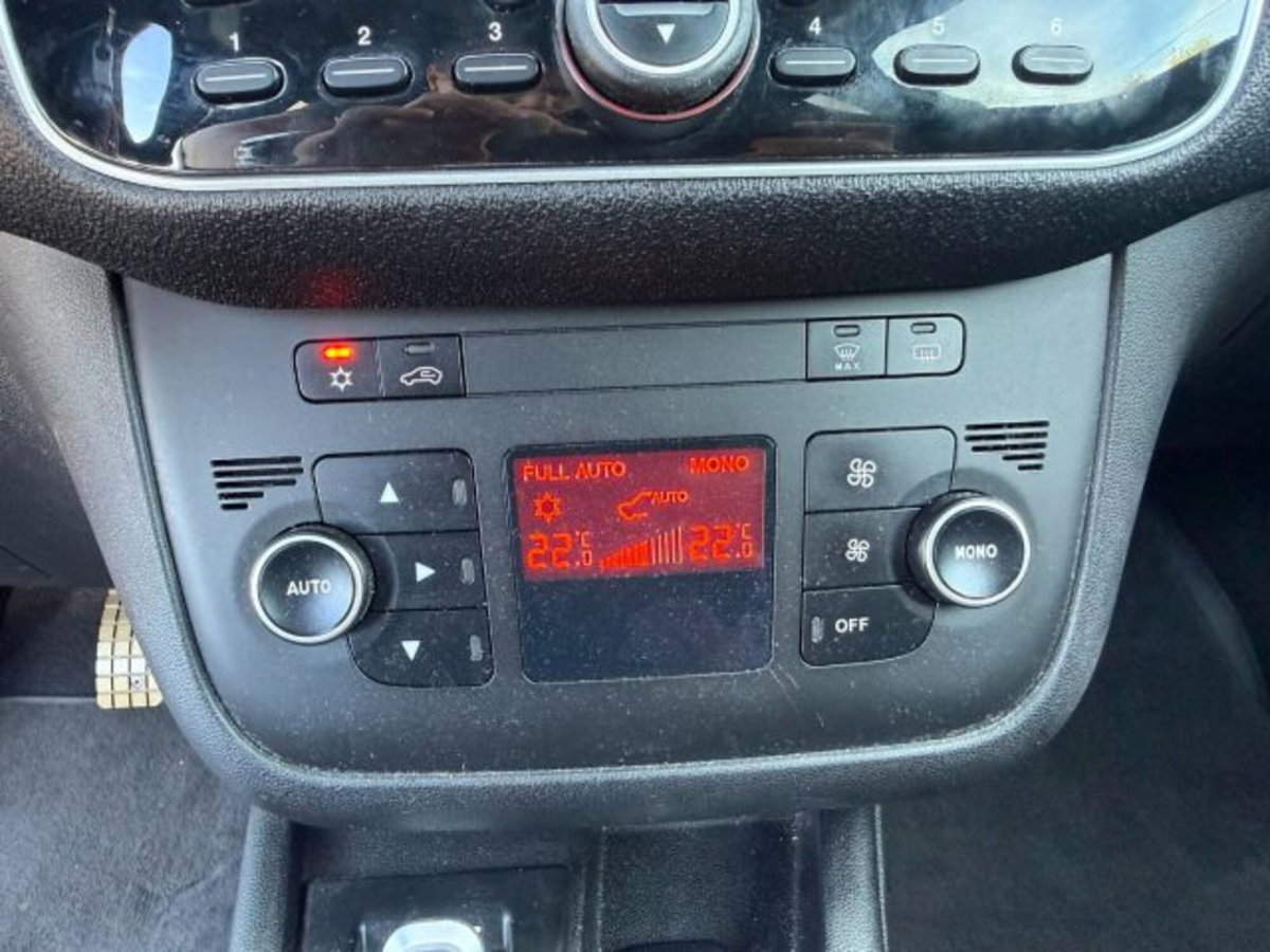 Abarth Punto Evo 1.4 16V Turbo Multiair S&S (16)
