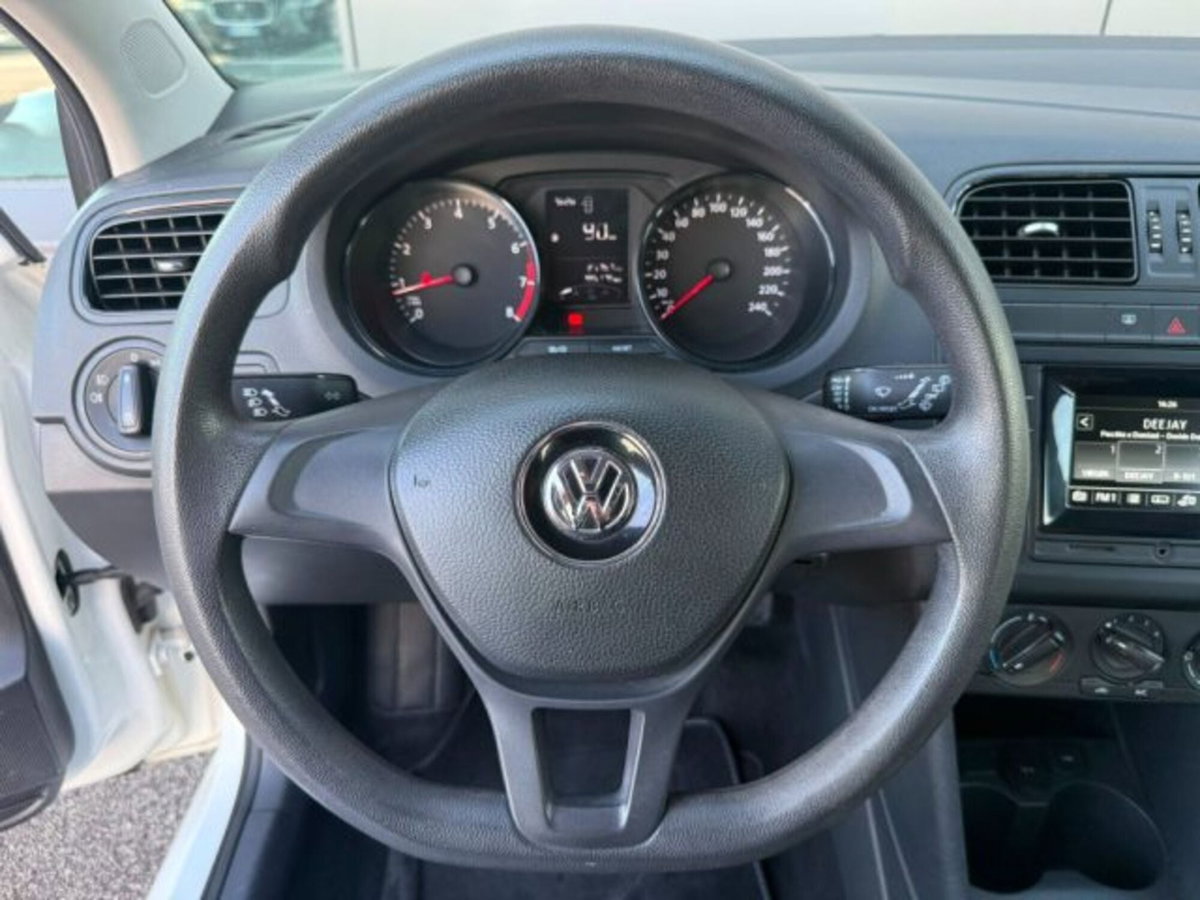 Volkswagen Polo 1.0 MPI 5p. Trendline (10)