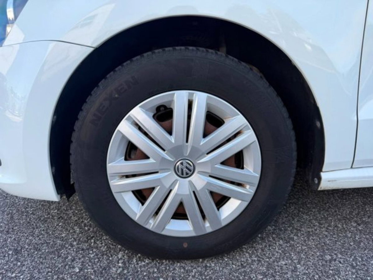 Volkswagen Polo 1.0 MPI 5p. Trendline (6)
