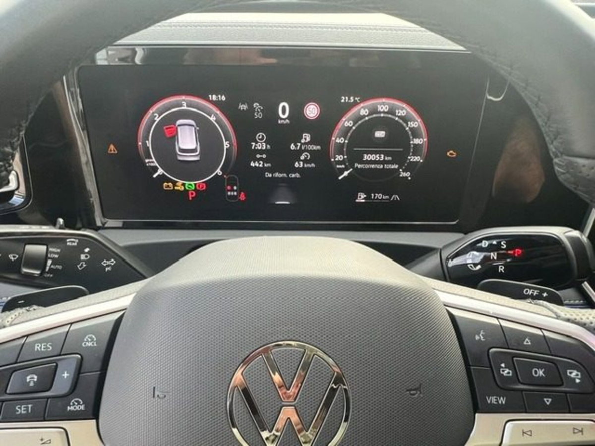 Volkswagen Tiguan 2.0 tdi R-Line 150cv dsg (19)