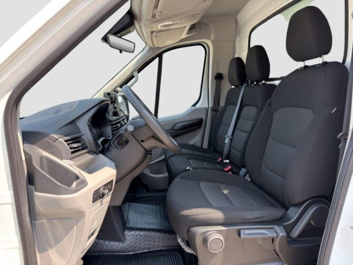 Maxus Deliver Cabinato Deliver 9 2.0 crdi 150cv L4 cab rwd r.gem. (9)