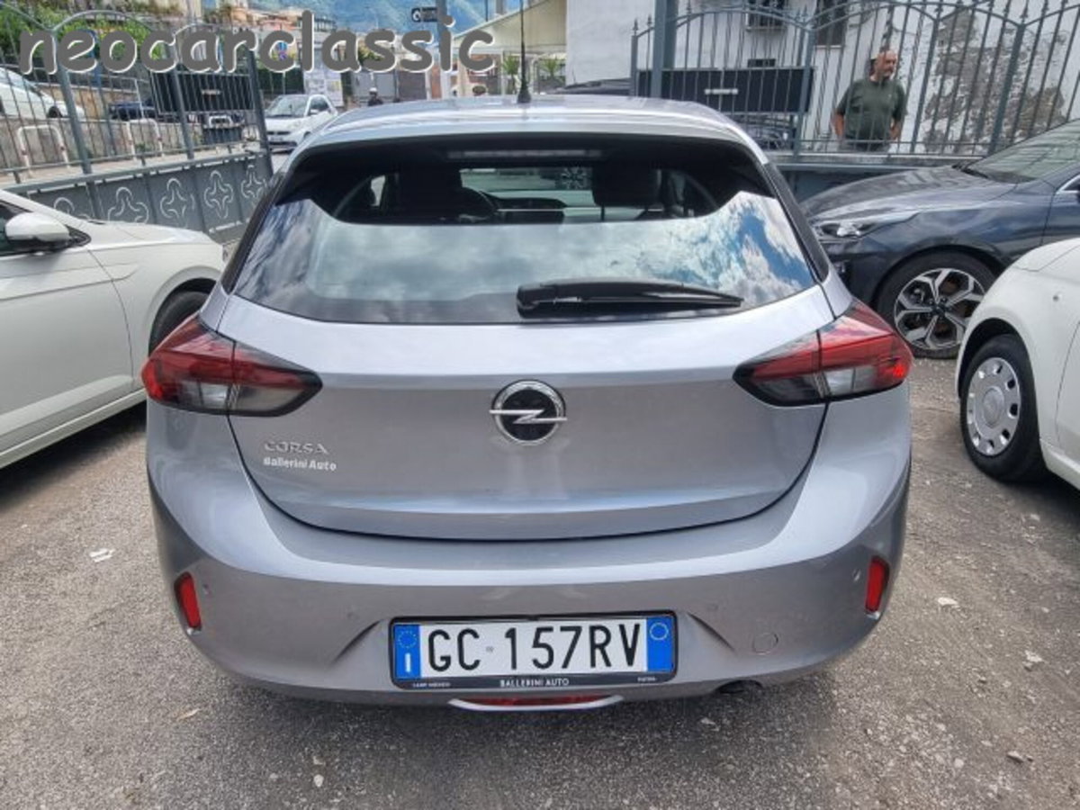 Opel Corsa 1.2 Edition (4)