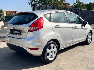 Ford Fiesta 1.2 82CV 5 porte (6)