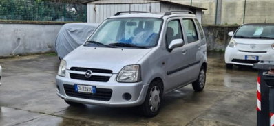 Opel Agila 1.2 16V Club (2)