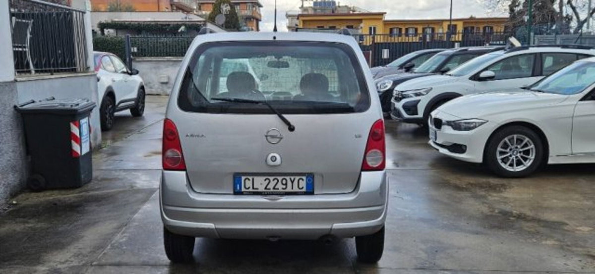 Opel Agila 1.2 16V Club (5)