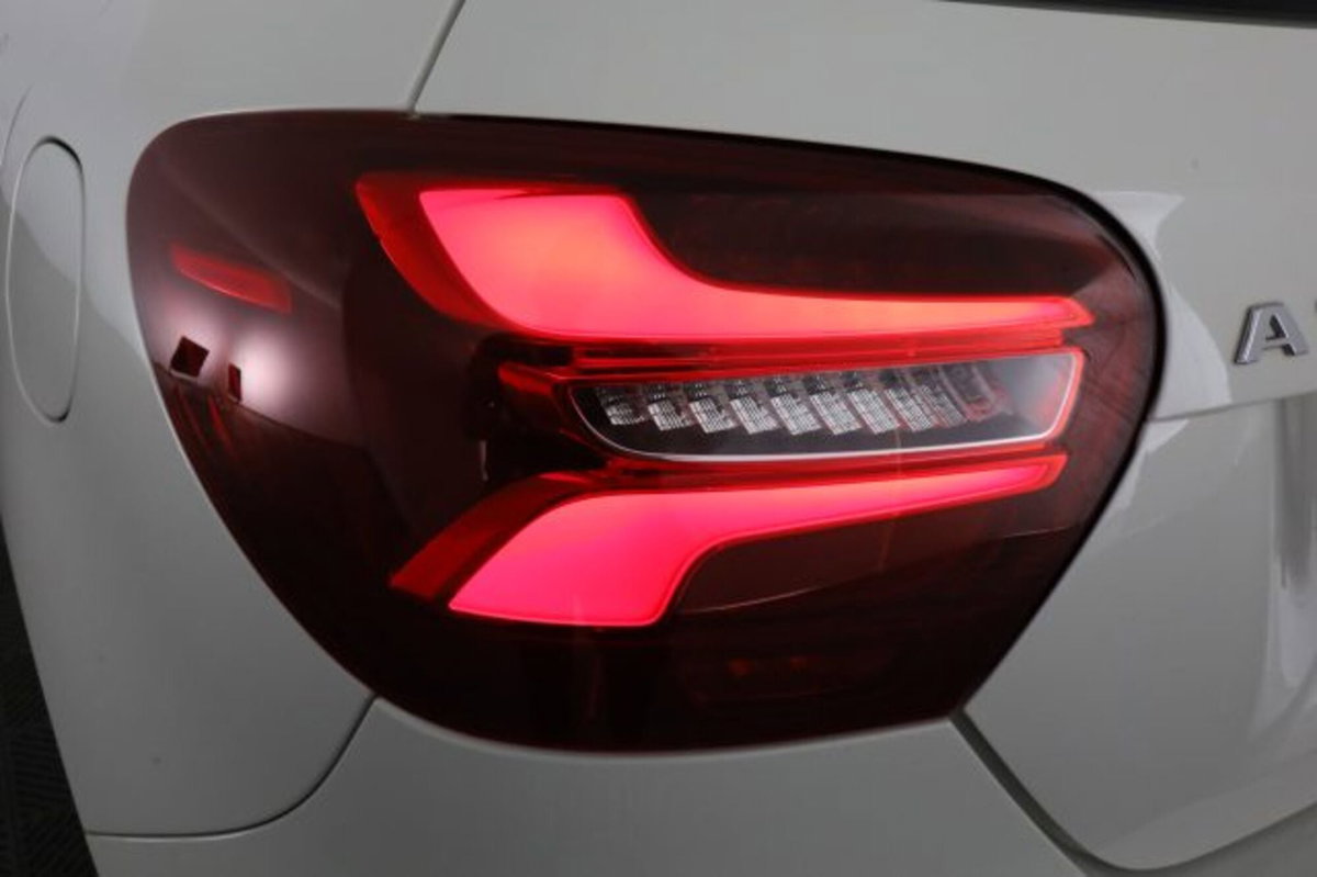 Mercedes-Benz Classe A 180 d Automatic Premium (10)