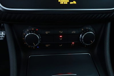 Mercedes-Benz Classe A 180 d Automatic Premium (13)