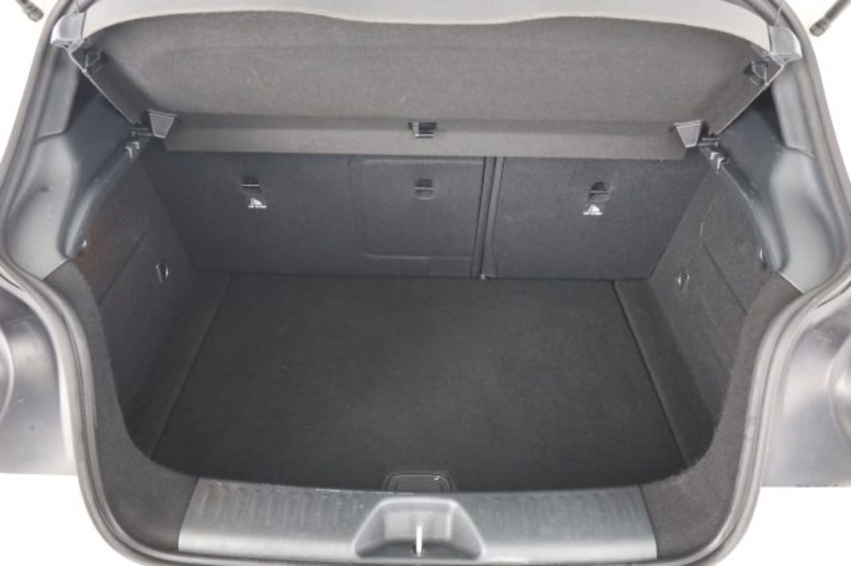 Mercedes-Benz Classe A 180 d Automatic Premium (6)