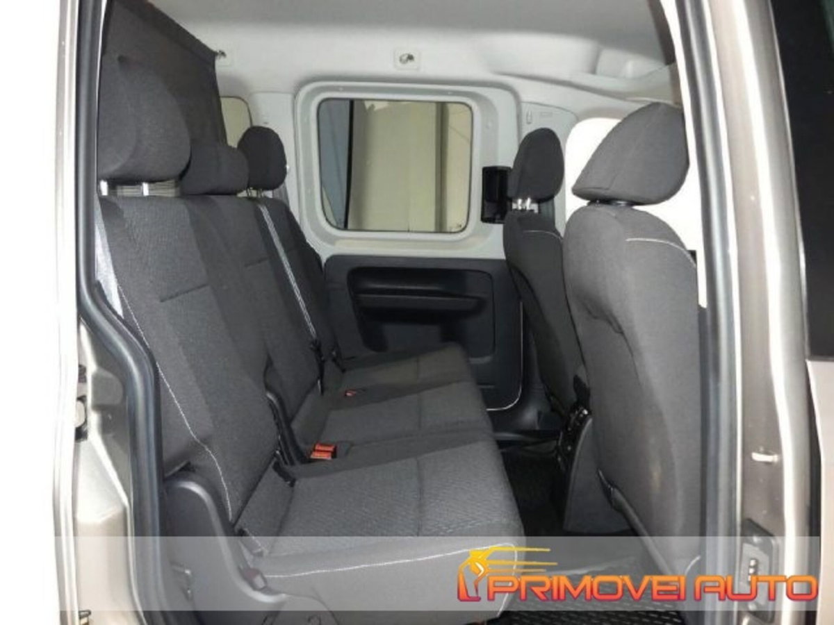 Volkswagen Caddy 1.0 TSI Trendline (6)