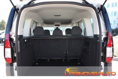 Volkswagen Caddy 2.0 TDI 122 CV Life Maxi (12)
