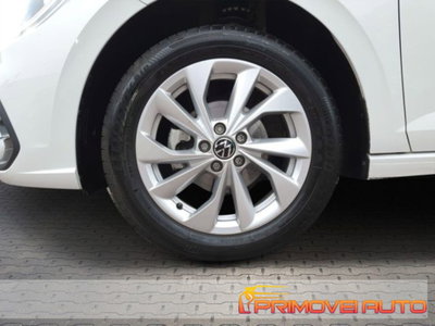 Volkswagen Polo 1.0 tsi Style 95cv (13)