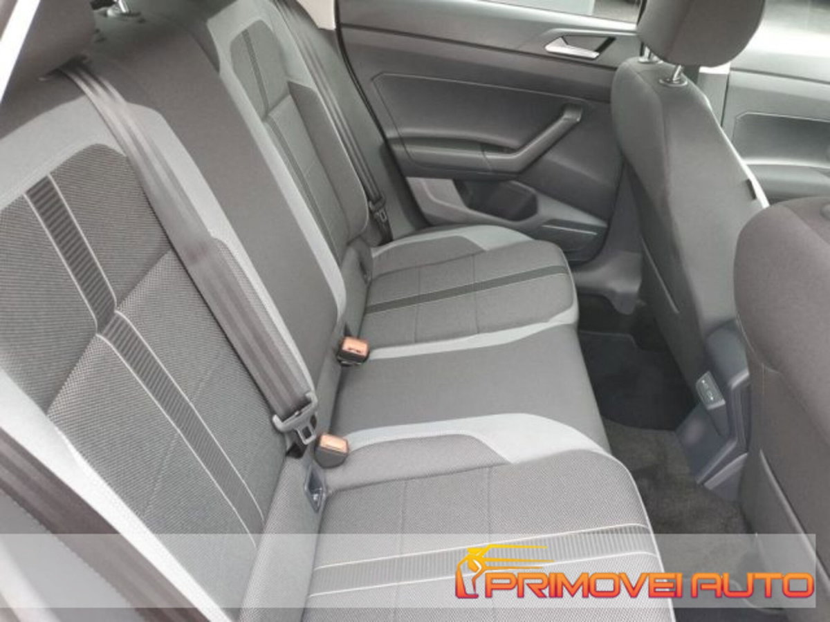 Volkswagen Polo 1.0 tsi Style 95cv (5)