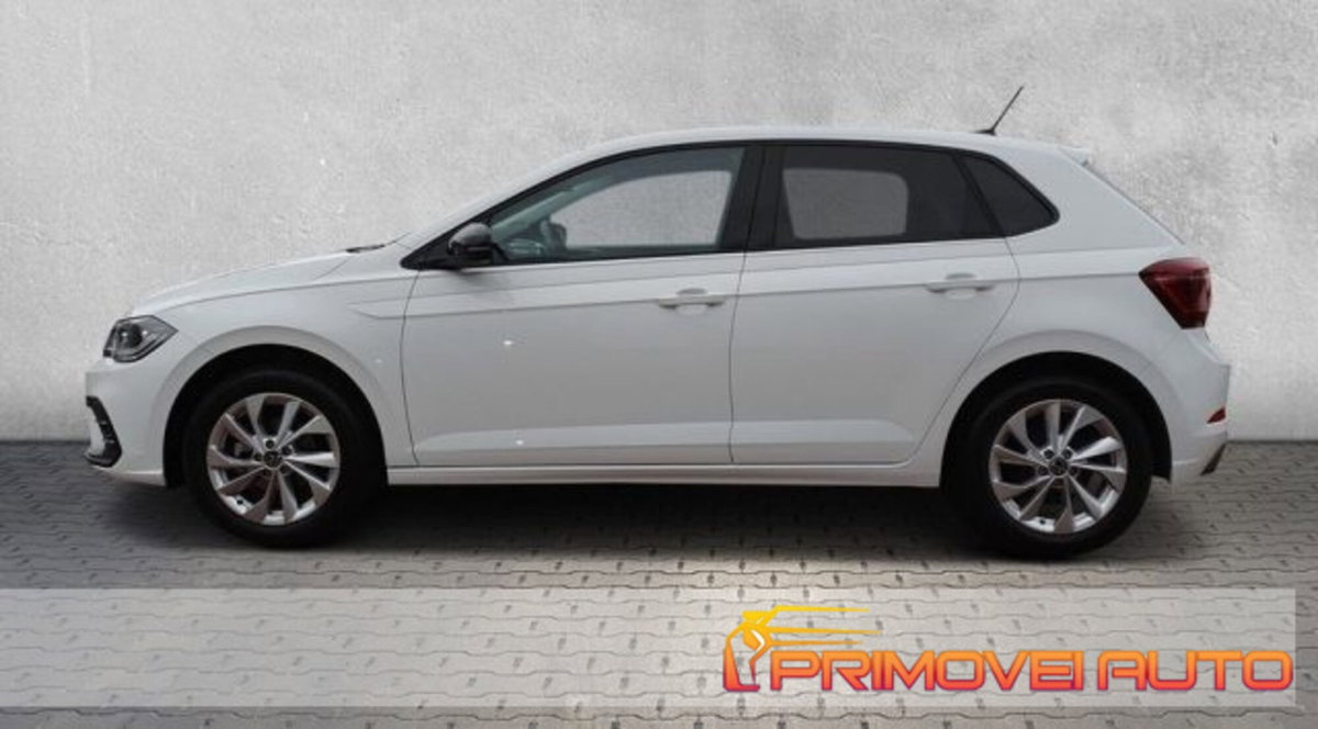 Volkswagen Polo 1.0 tsi Style 95cv (8)