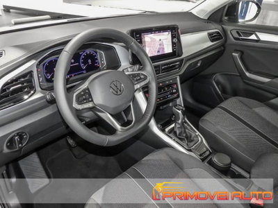 Volkswagen T-Roc 1.5 tsi Life (3)