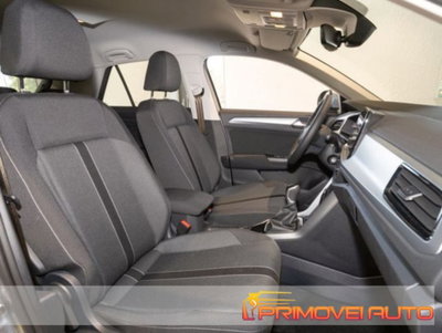 Volkswagen T-Roc 1.5 tsi Life (6)