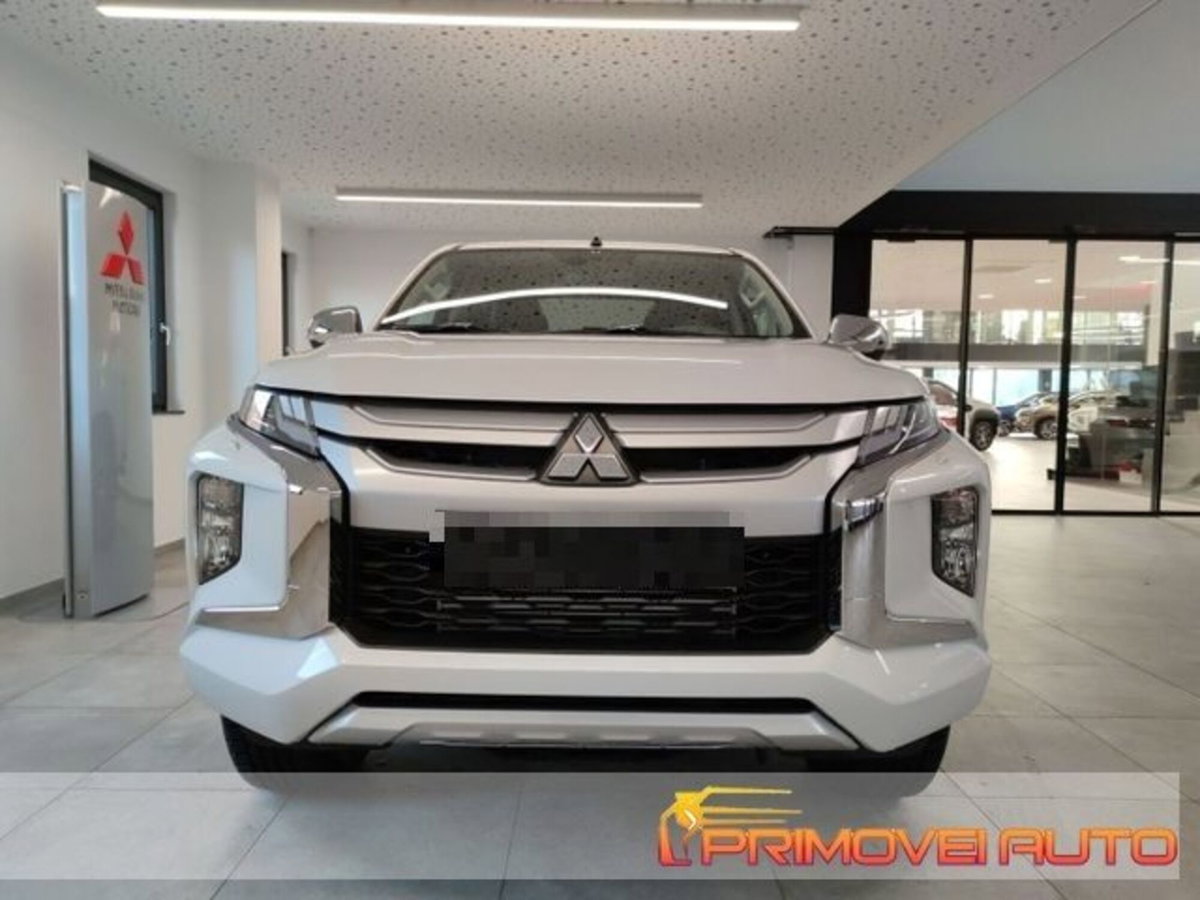 Mitsubishi L200 2.5 DI-D Double Cab Invite (4)