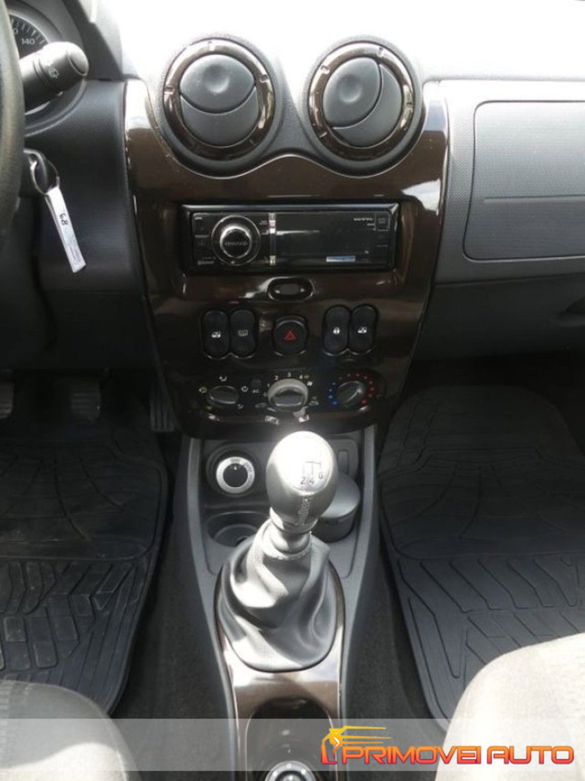 Dacia Duster 1.6 110CV 4x4 Lauréate (13)