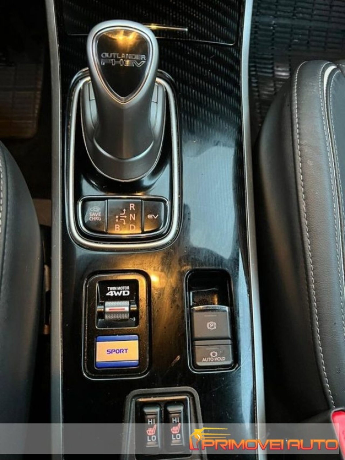 Mitsubishi Outlander 2.4 MIVEC 4WD PHEV Instyle SDA (12)