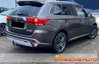 Mitsubishi Outlander 2.4 MIVEC 4WD PHEV Instyle SDA (8)