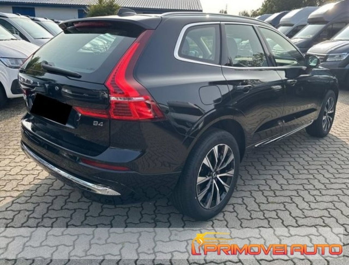 Volvo XC60 B4 automatico Plus Dark (7)