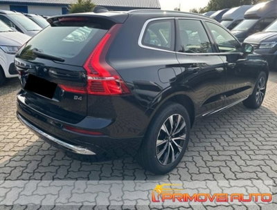 Volvo XC60 B4 automatico Plus Dark (7)