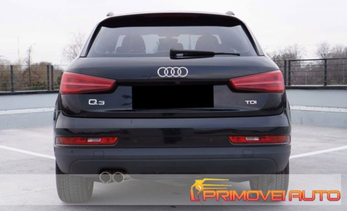 Audi Q3 2.0 TDI 120 CV (11)
