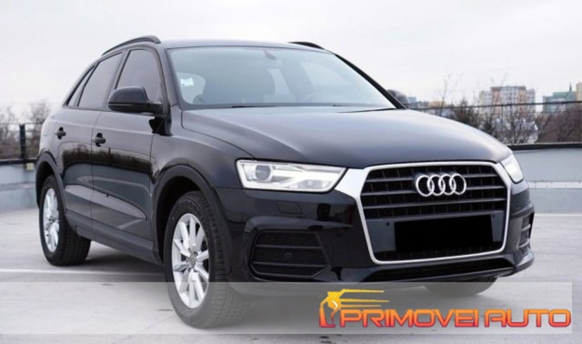 Audi Q3 2.0 TDI 120 CV (4)