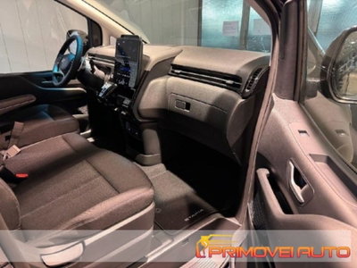 Hyundai Staria 2.2 2wd auto (5)