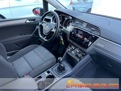 Volkswagen Touran 1.5 tsi Edition 150cv (3)