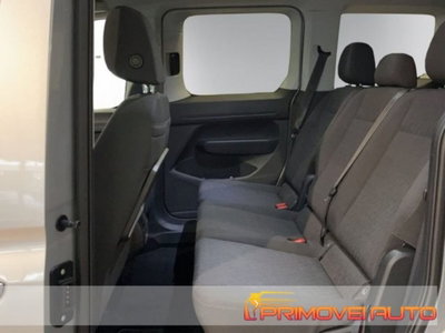 Volkswagen Caddy 2.0 TDI 122 CV Life Maxi (6)