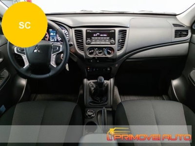 Mitsubishi L200 2.3 D Club Cab 4x4 Easy Select Invite Connect usato