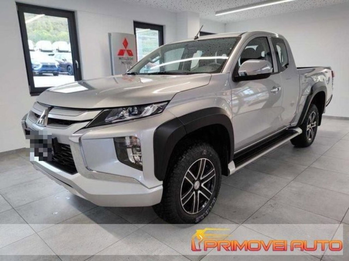 Mitsubishi L200 2.3 D Club Cab 4x4 Easy Select Invite Connect (5)