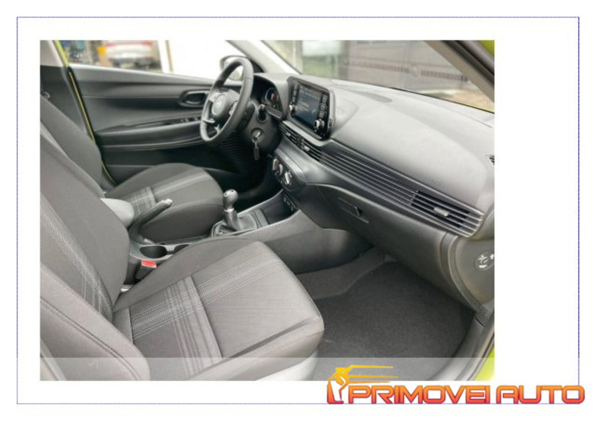 Hyundai i20 1.2 MPI MT GPL ConnectLine (15)