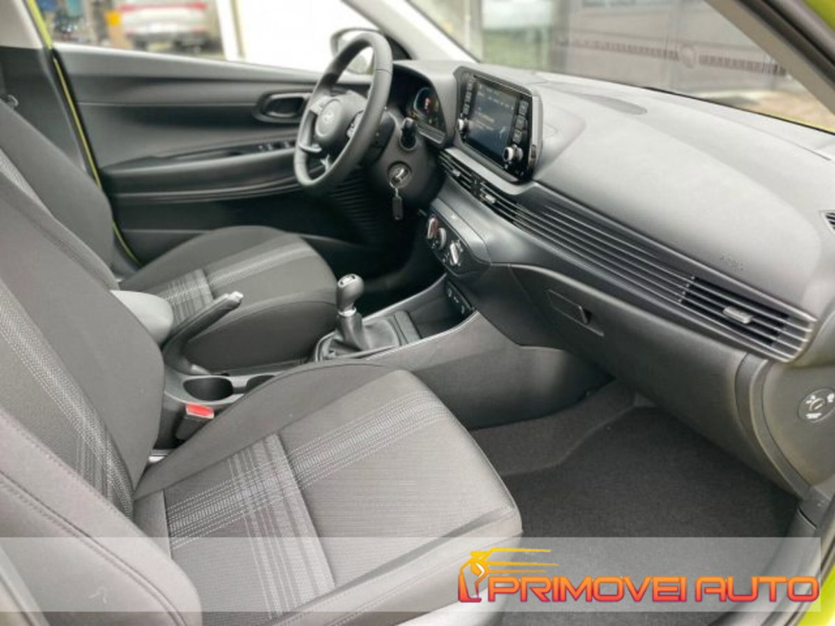Hyundai i20 1.2 MPI MT GPL ConnectLine (18)