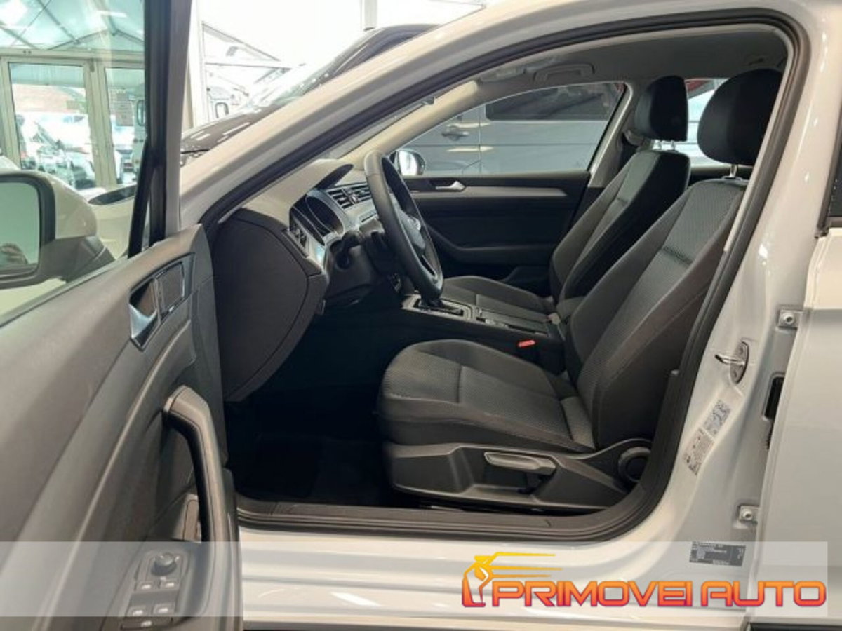 Volkswagen Passat Variant 1.5 TSI ACT DSG Business (4)
